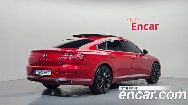 Volkswagen Arteon 2023 — photo 2