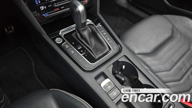 Volkswagen Arteon 2023 — photo 12