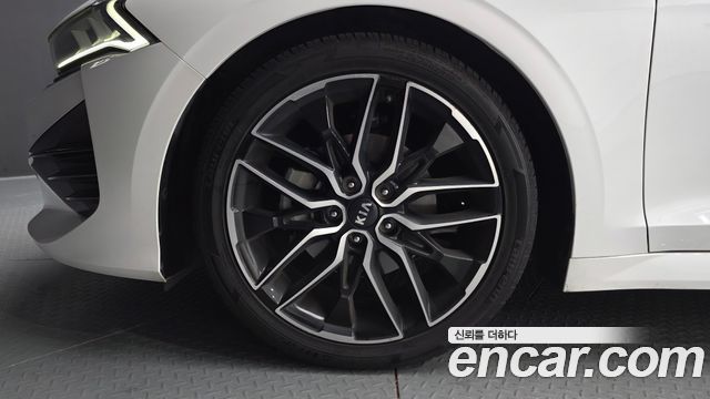 Kia K5 2020 — photo 5