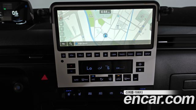 Hyundai Staria 2025 — photo 19