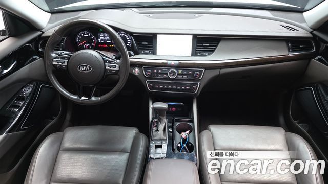Kia K7 2018 — photo 7