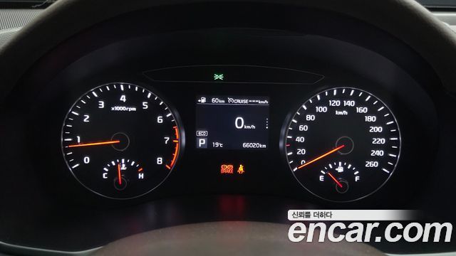 Kia K7 2018 — photo 8