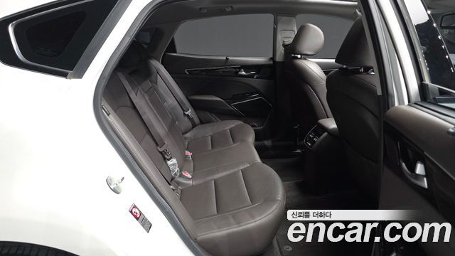 Kia K7 2018 — photo 12