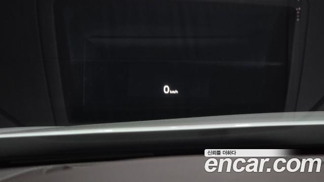 Kia K7 2018 — photo 18