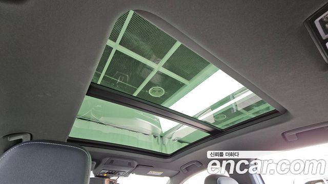 Audi Q4 e-tron 2022 — photo 17