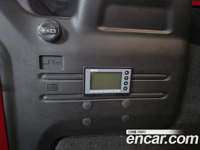 Jeep Wrangler 2019 — photo 16