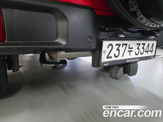 Jeep Wrangler 2019 — photo 17