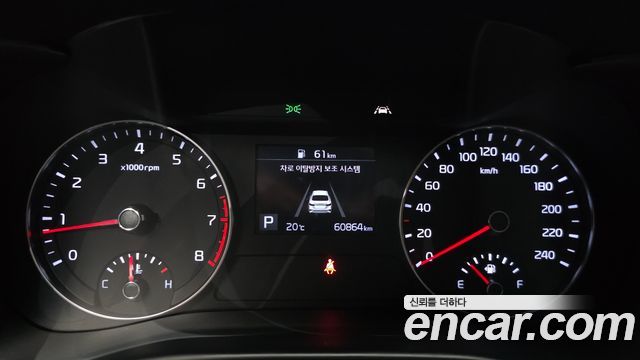 Kia K3 2021 — photo 11
