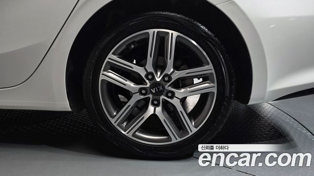 Kia K3 2021 — photo 7