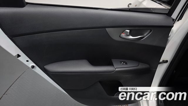 Kia K3 2021 — photo 15