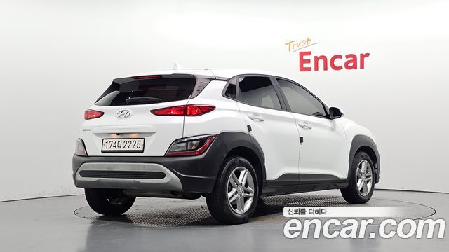 Hyundai Kona 2023 — photo 2