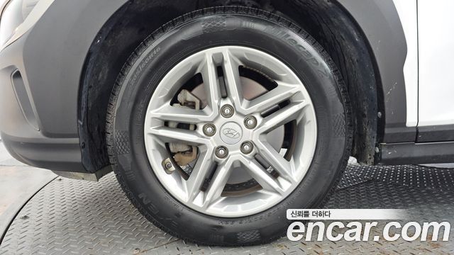 Hyundai Kona 2023 — photo 5
