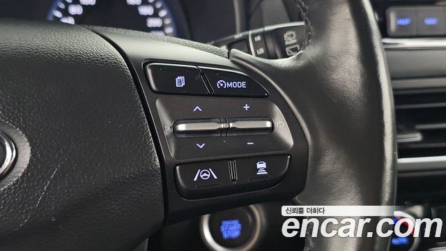 Hyundai Kona 2023 — photo 25