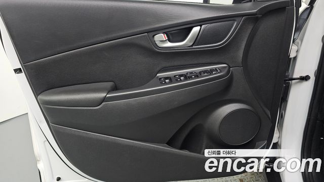 Hyundai Kona 2023 — photo 14