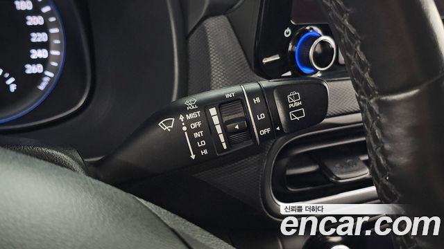 Hyundai Kona 2023 — photo 29