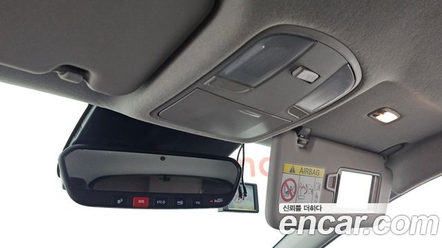 Hyundai Kona 2023 — photo 31