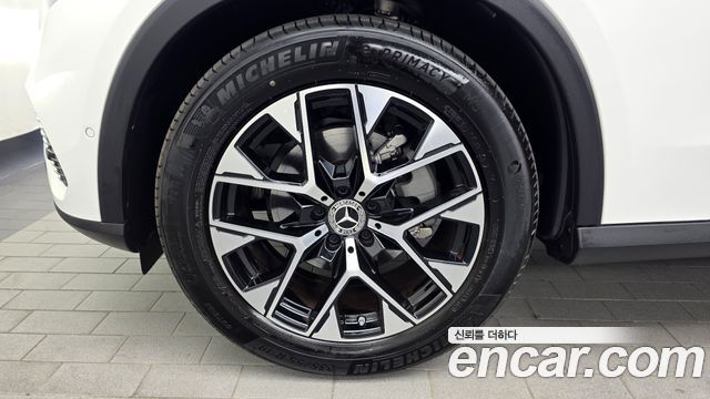 Mercedes-Benz GLC-Class 2026 — photo 5