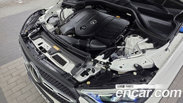 Mercedes-Benz GLC-Class 2026 — photo 6