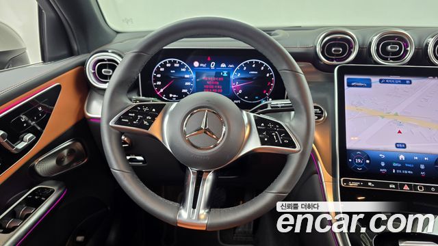 Mercedes-Benz GLC-Class 2026 — photo 19