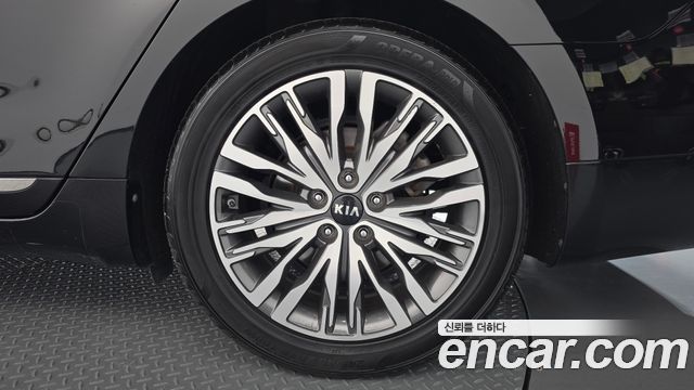 Kia K7 2020 — photo 7