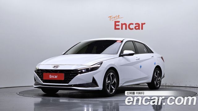 Hyundai AVANTE 2023 — photo 1