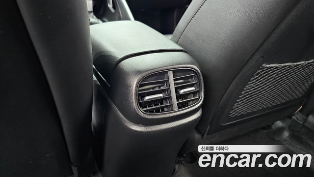 Hyundai AVANTE 2023 — photo 33