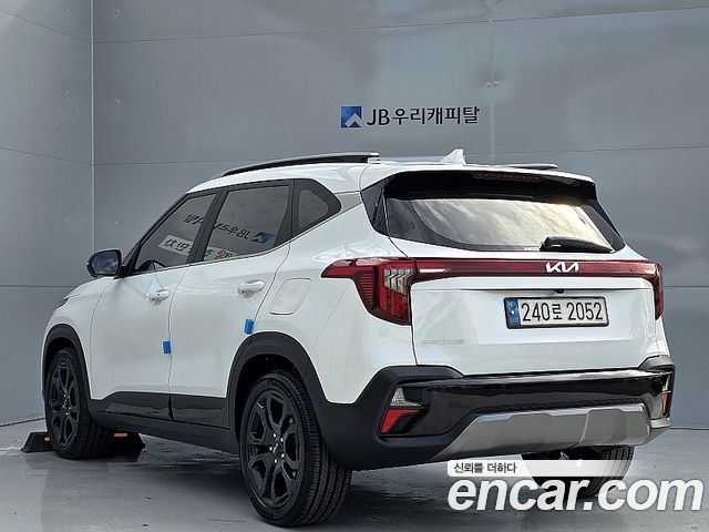 Kia Seltos 2023 — photo 4