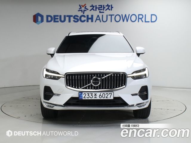 Volvo XC60 2025 — photo 3
