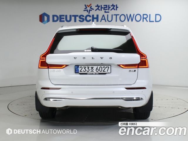Volvo XC60 2025 — photo 4