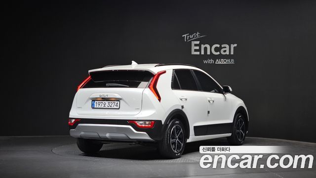 Kia Niro 2022 — photo 2