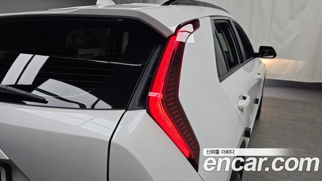 Kia Niro 2022 — photo 9