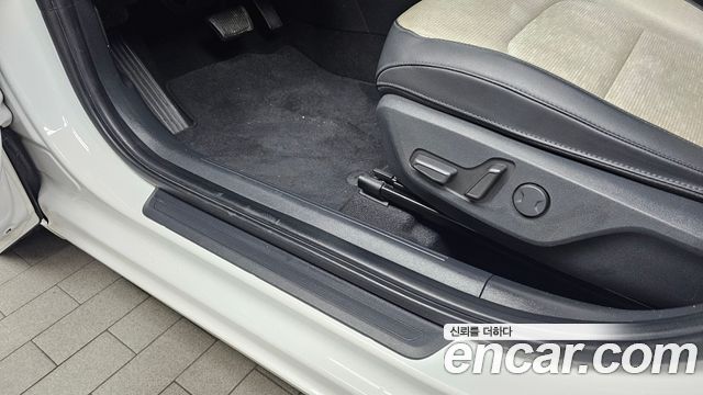 Kia Niro 2022 — photo 29