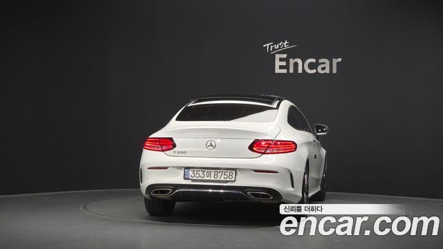 Mercedes-Benz C-Class 2021 — photo 4