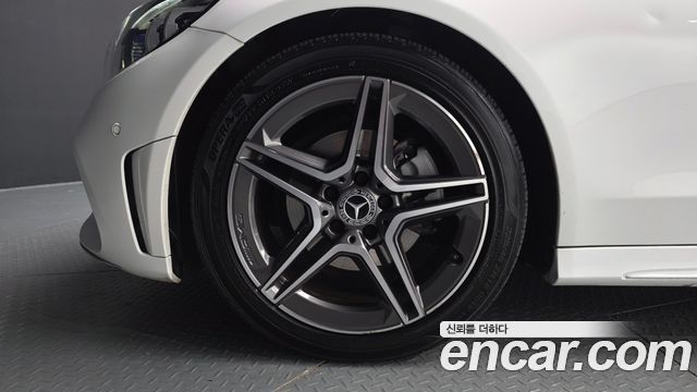 Mercedes-Benz C-Class 2021 — photo 5