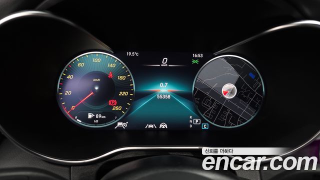 Mercedes-Benz C-Class 2021 — photo 11