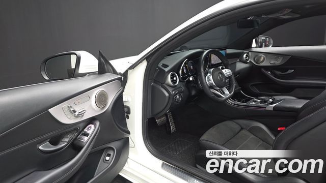 Mercedes-Benz C-Class 2021 — photo 13