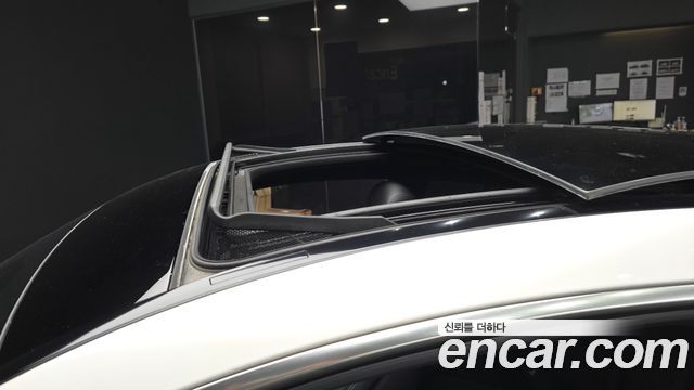 Mercedes-Benz C-Class 2021 — photo 25