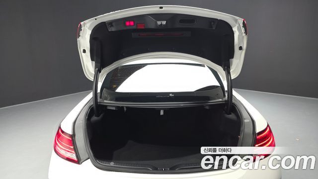 Mercedes-Benz C-Class 2021 — photo 26