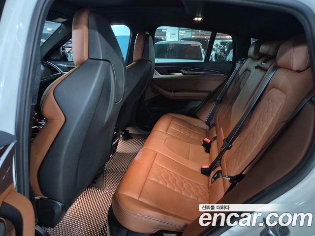 BMW X4M 2021 — photo 7