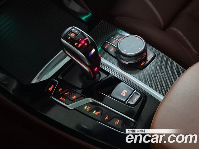 BMW X4M 2021 — photo 17