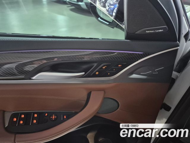 BMW X4M 2021 — photo 20