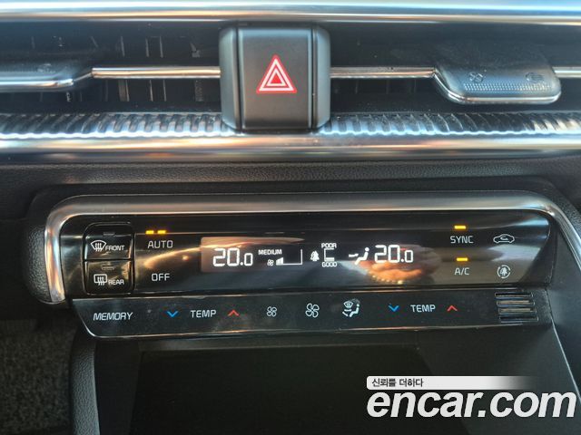Kia K5 2021 — photo 15