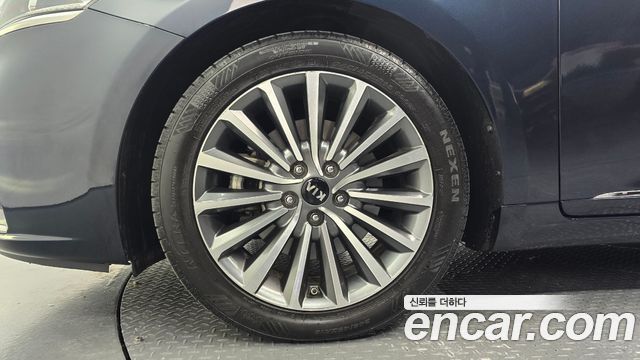 Kia K7 2017 — photo 5