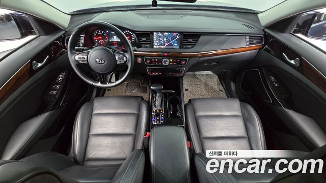 Kia K7 2017 — photo 10