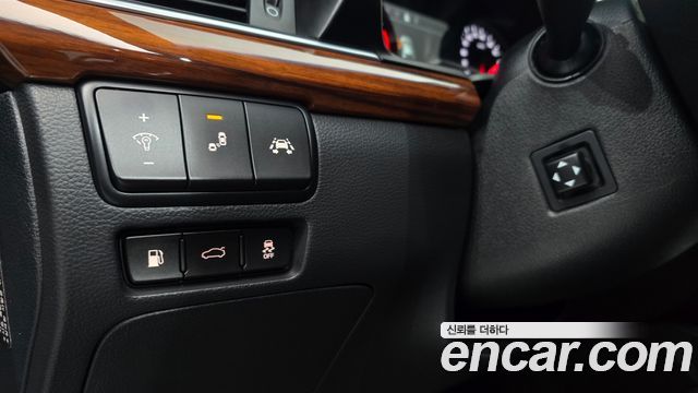 Kia K7 2017 — photo 20