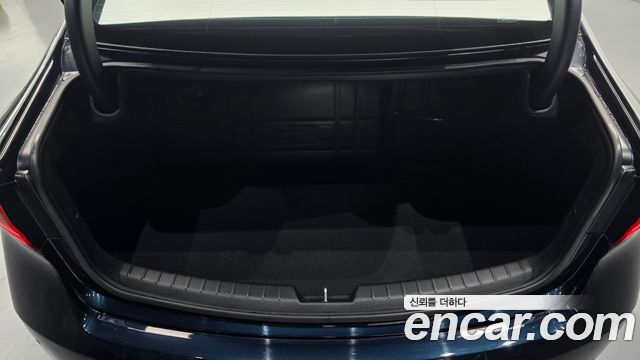 Kia K7 2017 — photo 26