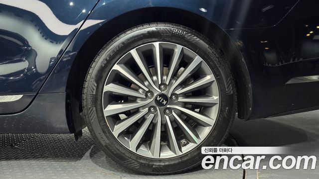 Kia K7 2017 — photo 7