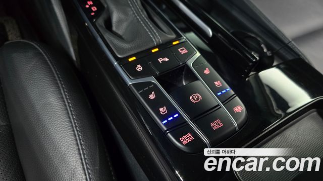Kia K7 2017 — photo 28