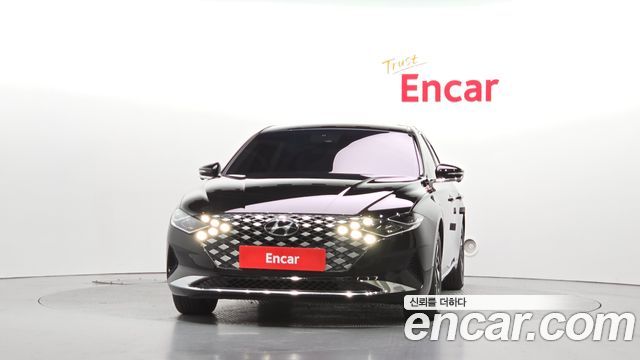 Hyundai Grandeur 2023 — photo 3
