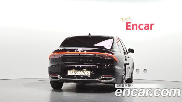 Hyundai Grandeur 2023 — photo 4